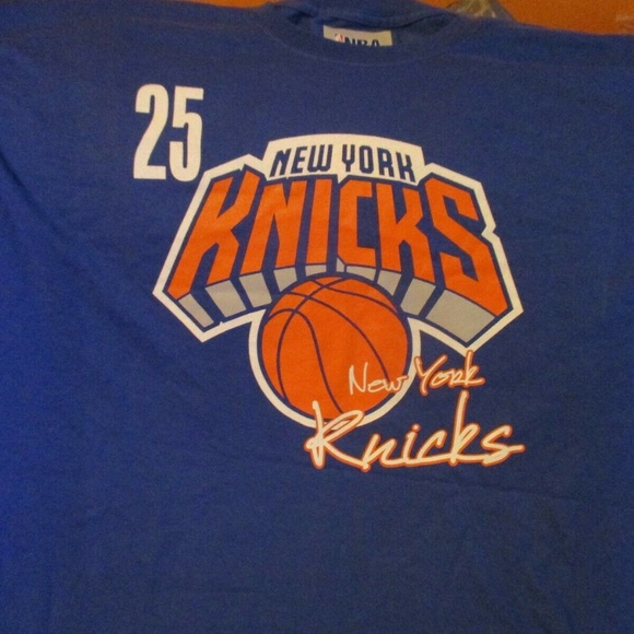 NBA Other - NEW YORK KNICKS T-Shirt SIZE 2XL  NFL T-SHIRT NWT